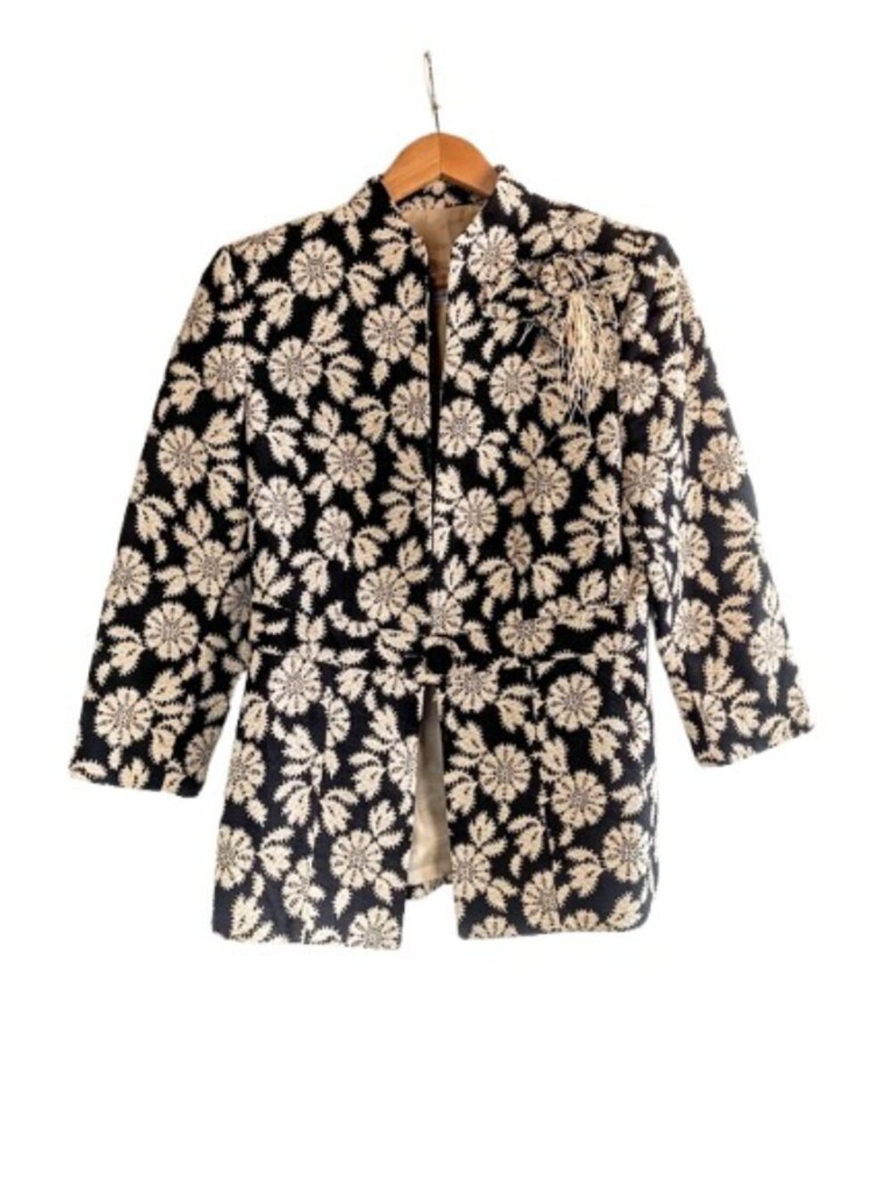 Angelita Morillo Barcelona Spain Black Cream Floral Embroidered Jacket
